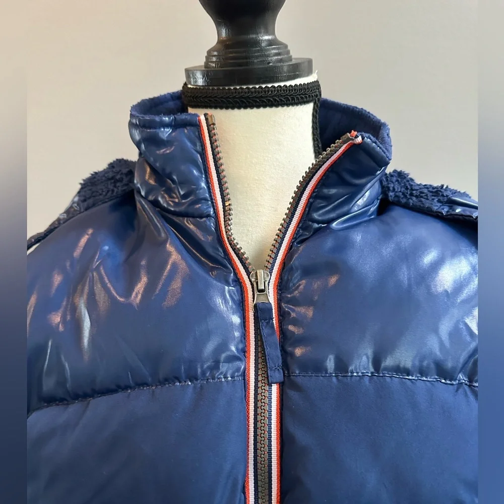 Boys iExtreme Winter Coat with Hood. Size Large